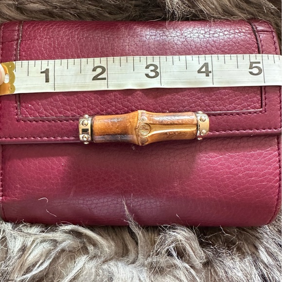 Authentic Gucci Leather Wallet. - Picture 15 of 16
